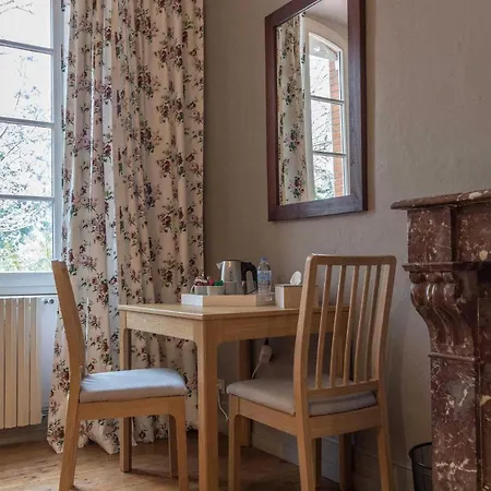 Chambres D'hotes La Tarabelloise Couette-café *