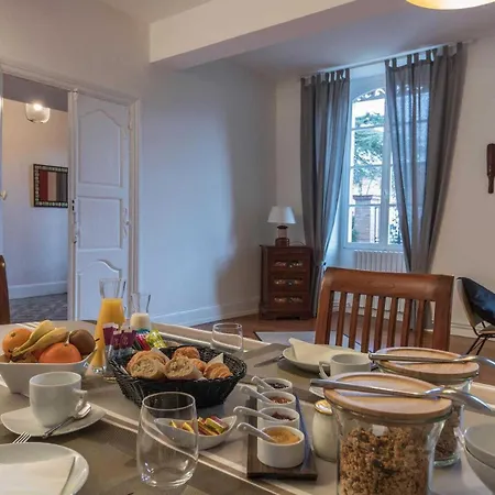 Chambres D'hotes La Tarabelloise *